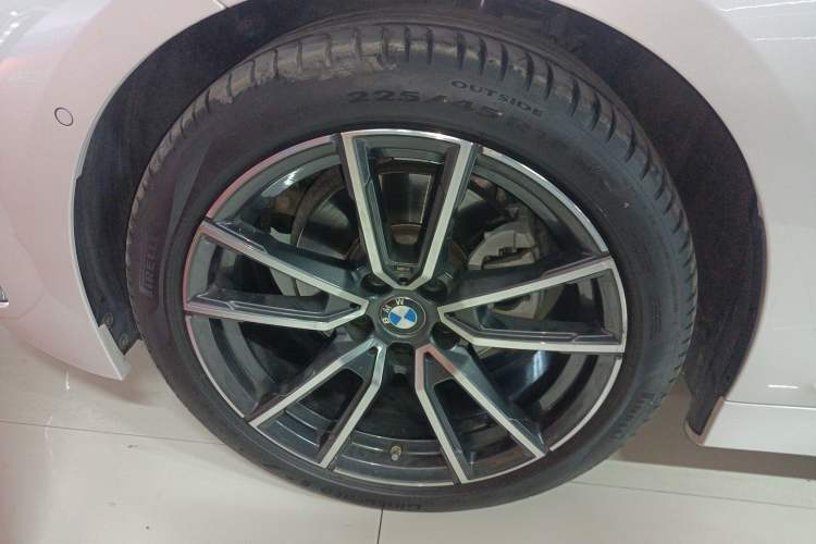 Used BMW 3 Series 2023 325Li M Sport Package
