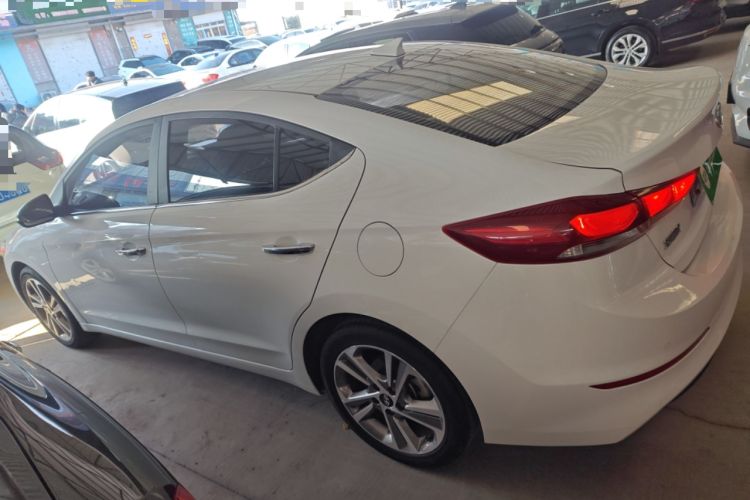 Used Hyundai Elantra 2016 1.6L Automatic ZhiXuan – Elite Version
