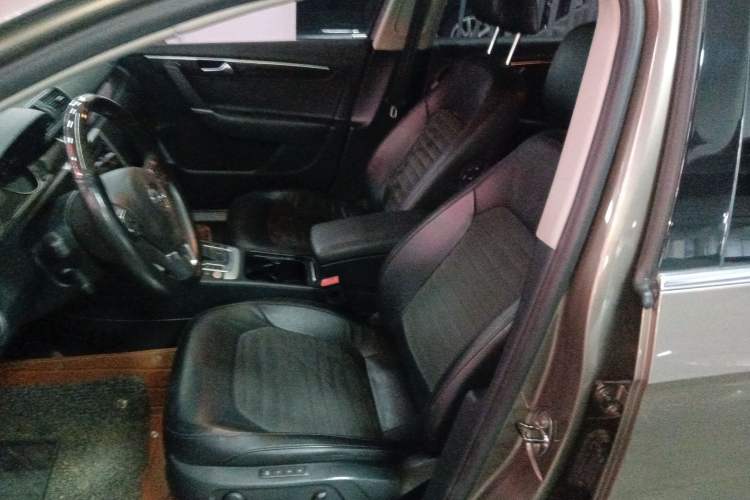 Used Volkswagen Magotan 2013 2.0 TSI Prestige Model
