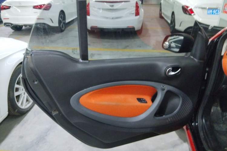 Used  fortwo 2015 1.0L 52 kW Hardtop Passion Edition
