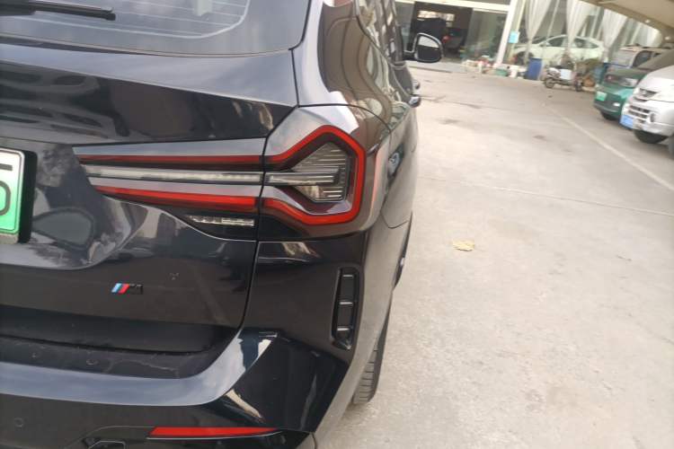 Used BMW iX3 2021 Updated Leading Edition
