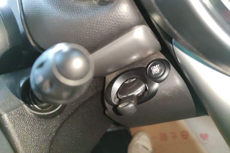 Used  Countryman 2014 1.6L ONE
