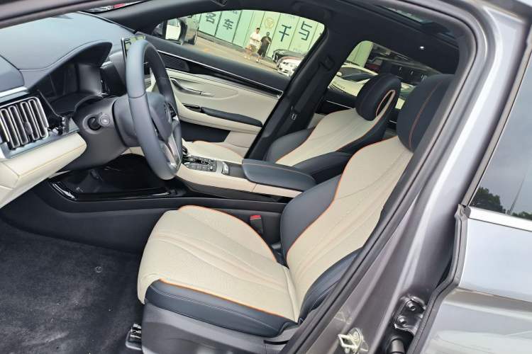 Used BYD Song PLUS New Energy 2021 EV Flagship Model
