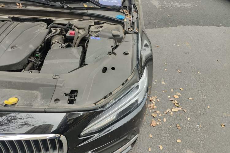 Used Volvo S90 2023 B5 Zhiyuan Luxury Edition
