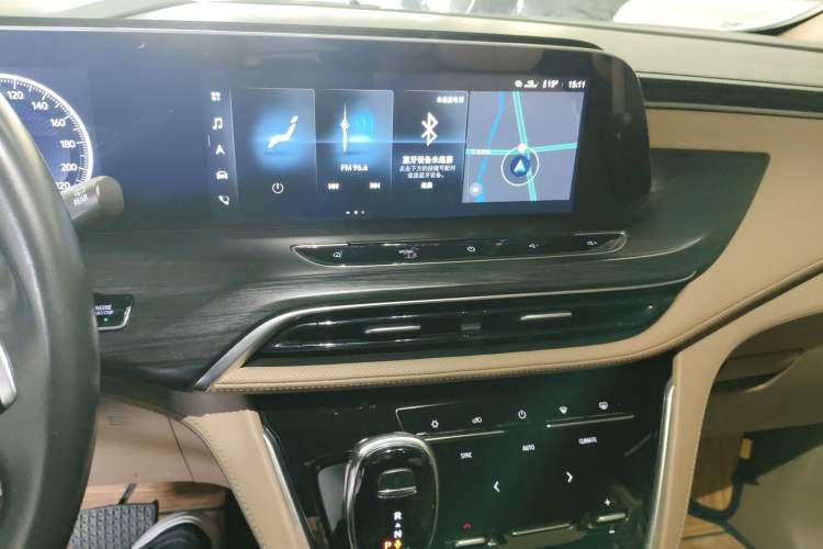 Used Buick GL8 2021 ES Land Cruiser 653T Luxury Edition
