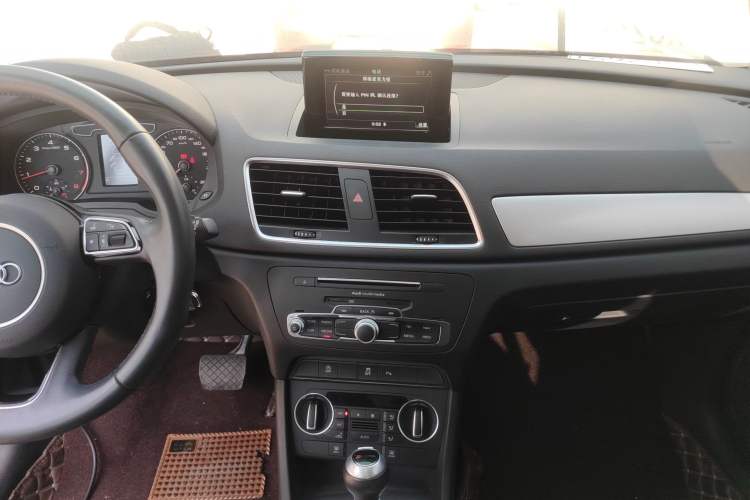 Used Audi Q3 2018 30th Anniversary Edition 35 TFSI Fashion Model
