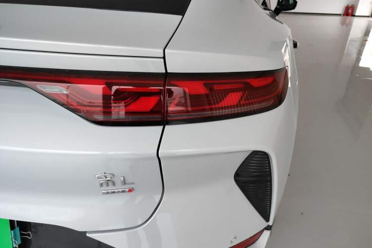 Used BYD Song L EV 2025 Intelligent Driving Version 662 km LiDAR Excellence Edition