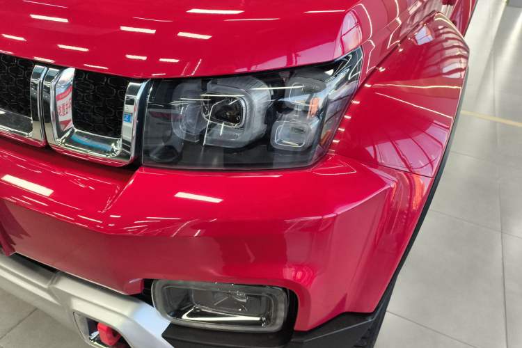 Used  BJ40 2019 PLUS 2.3T Automatic Four-Wheel Drive Premium Edition China VI
