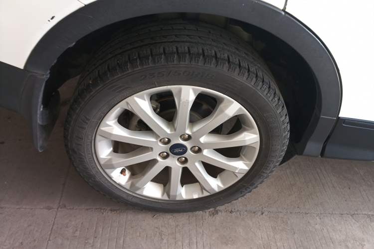 Used Ford Kuga 2015 1.5L GTDi Two-Wheel Drive Fashion Edition
