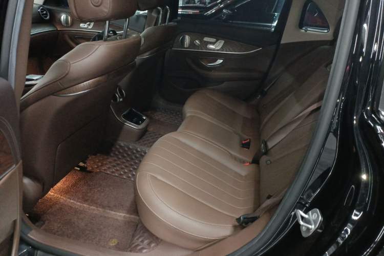 Used Mercedes-Benz E-Class 2023 E 300 L Luxury Model
