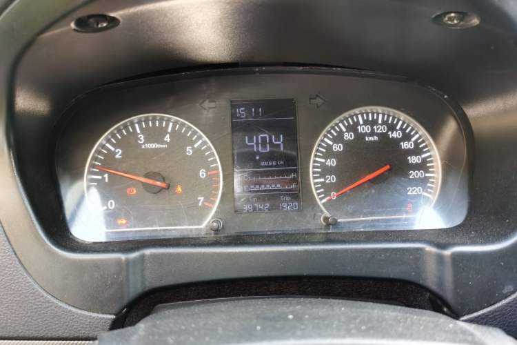 Used Foton Tunland 2018 2.4L E5 Two-Wheel Drive Comfort Version 4G69S4M
