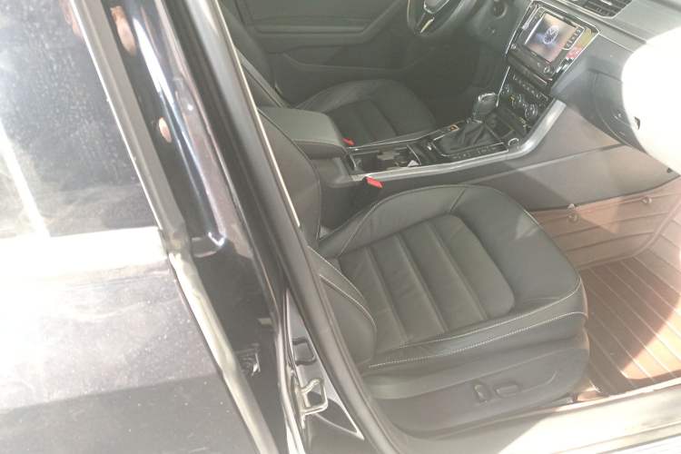 Used Volkswagen Passat 2017 330TSI DSG Luxury Edition