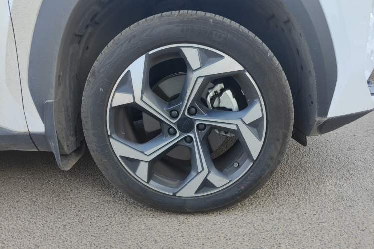 Used Geely Auto FX11 2024 1.5TD DCT Prestige Edition