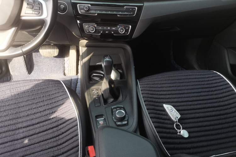 Used BMW X1 2016 sDrive18Li Premium Edition
