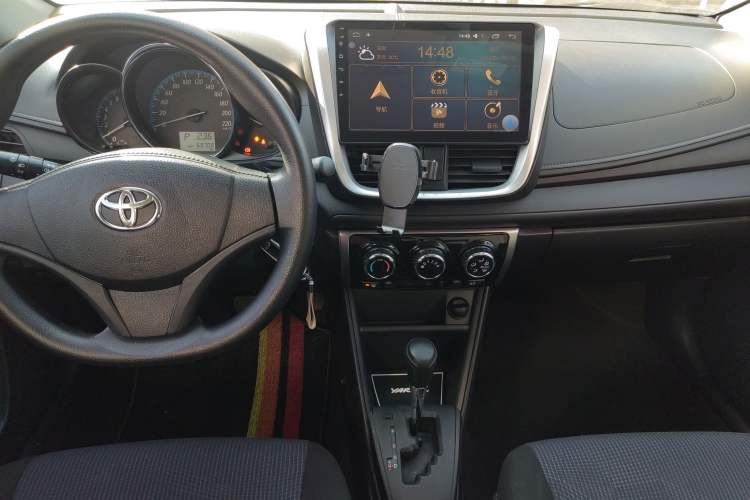 Used Toyota YARiS L 2016 Revised 1.5E CVT Charming Edition