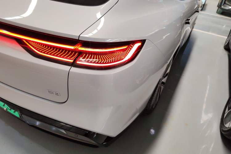 Used  E8 2024 665 km Range Rear-Drive Starship Long-Range Version
