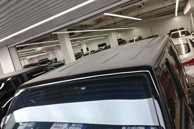 Used Beijing Auto BJ40 2023 2.0T Automatic Four-Wheel Drive Urban Hunter Edition Chivalrous Type
