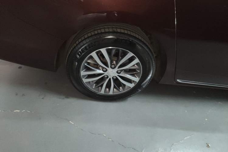 Used Buick GL8 2023 ES Lu Zun Deluxe Model
