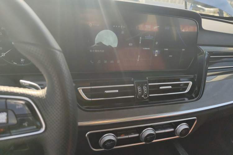 Used Hongqi HS5 2023 2.0T Four-Wheel Drive Flagship Pro Edition
