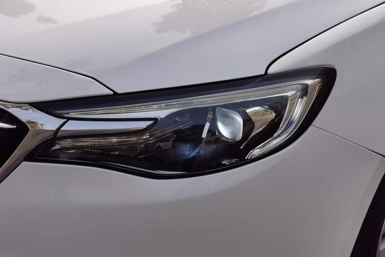 Used Buick GT 2018 18T Automatic Elite Model
