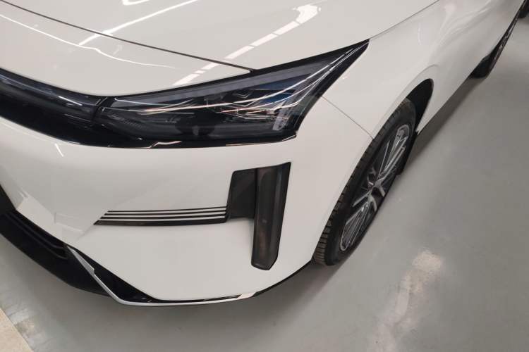 Used  L6 2025 EM-i 140km Explorer+ Edition
