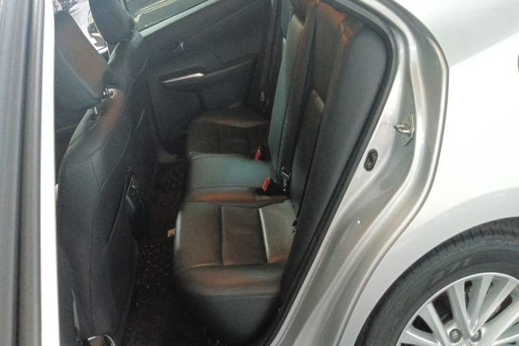 Used Toyota Camry 2015 2.5G Luxury Navigation Edition