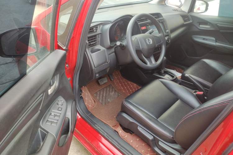 Used Honda Fit 2014 1.5L LX CVT Comfort Model
