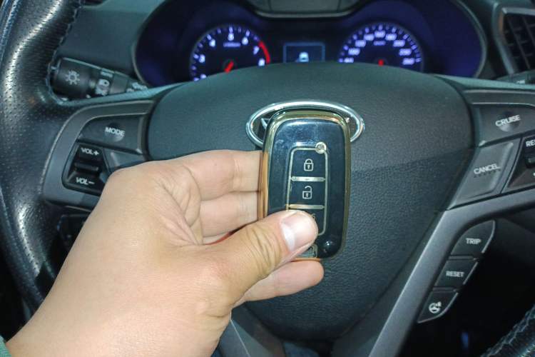 Used Hyundai Veloster 2015 1.6T Automatic Flagship Edition