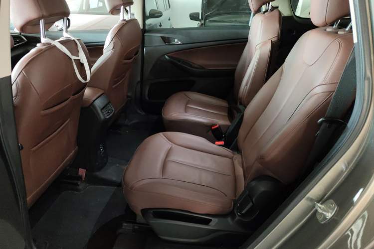 Used Buick GL6 2018 18T 6-Seater Luxury Model
