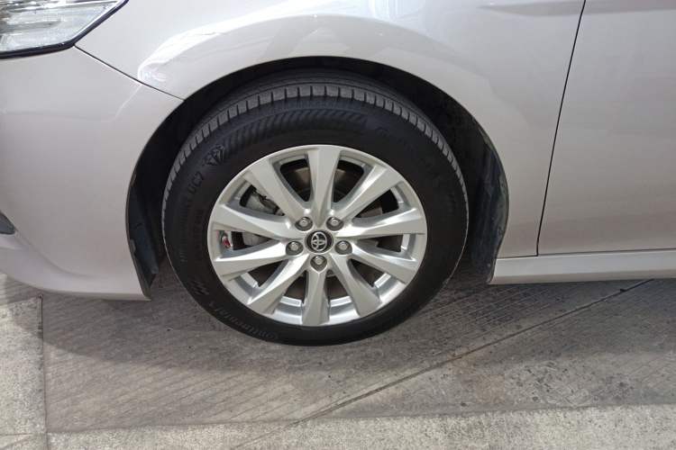 Used Toyota Camry 2019 Revised Version 2.0G Luxury Edition
