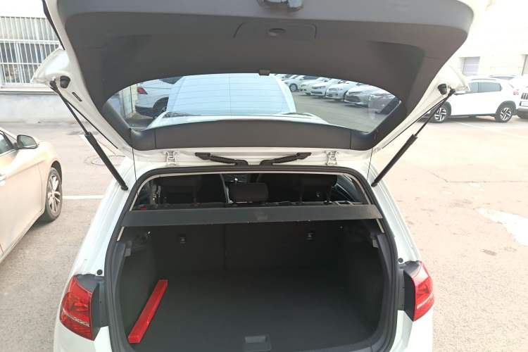 Used Volkswagen Golf 2015 1.6L Automatic Comfort Model