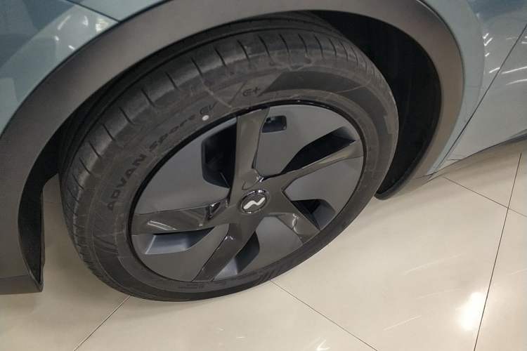 Used ONVO L60 2024 60 kWh Rear-Drive Version