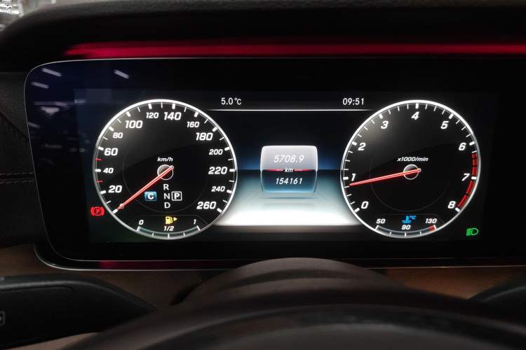 Used Mercedes-Benz E-Class 2016 E 300 L Stylish Model