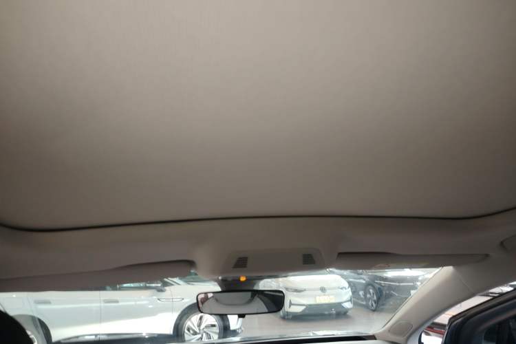 Used Volkswagen ID.7 VIZZION 2024 AIR model
