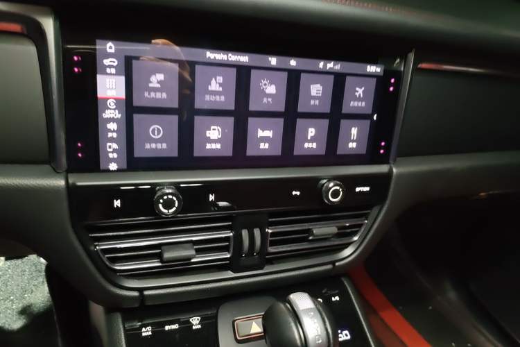 Used Porsche Macan 2023 Macan 2.0T