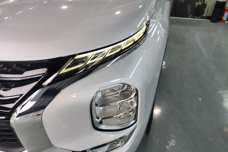 Used Mitsubishi Outlander 2023 1.5T CVT Four-Wheel Drive Prestige Edition 7 Seats