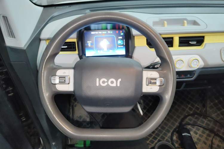 Used Chery QQ Ice Cream 2022 120km Conical Shape Lithium Iron Phosphate
