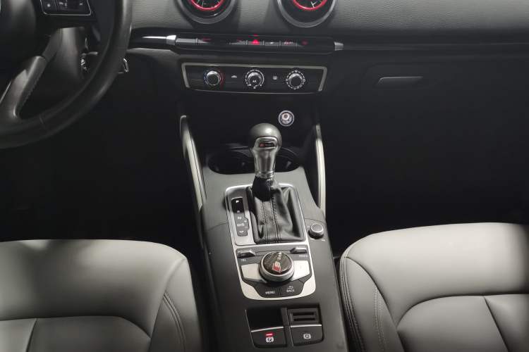 Used Audi A3 2018 30th Anniversary Edition Sportback 35 TFSI Fashion Model