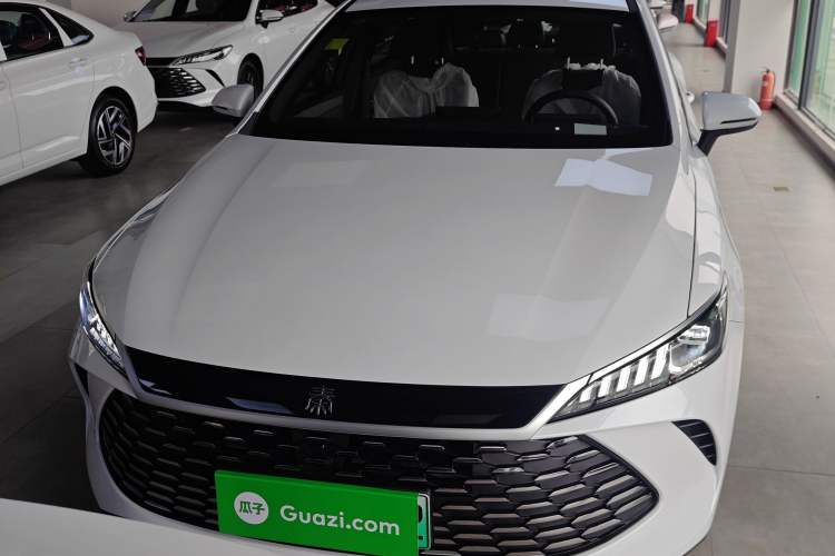 Used BYD Qin PLUS 2025 DM-i Smart Drive 55KM Leading Model