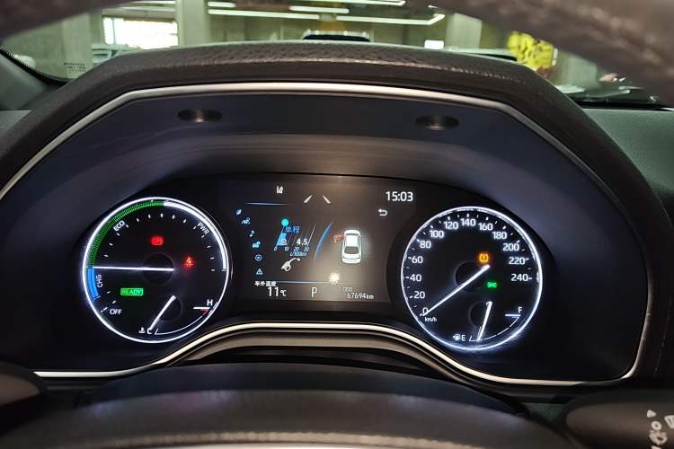 Used Toyota Avalon 2023 Dual-Engine 2.5L Luxury Edition
