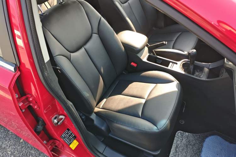 Used Roewe 360 2015 1.5L manual luxury edition
