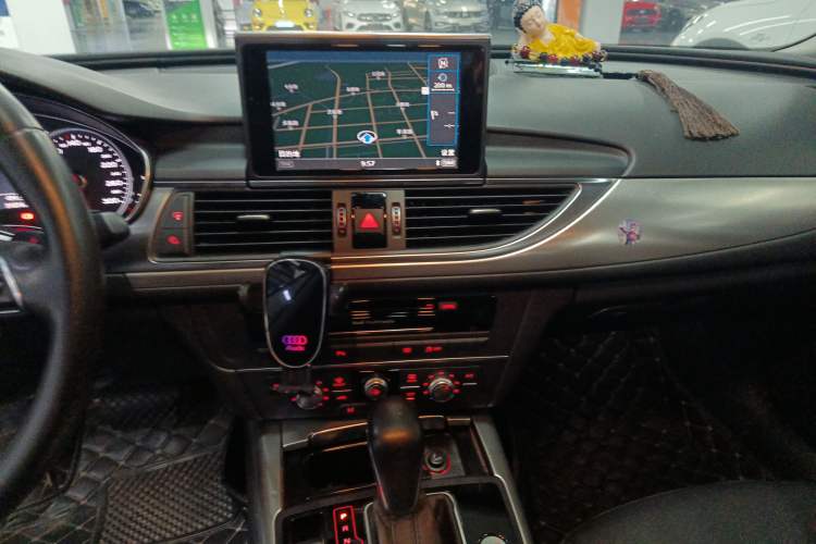 Used Audi A6L 2018 30th Anniversary Edition 35 TFSI Fashion Model