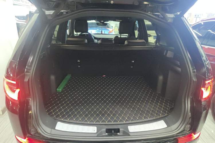 Used Land Rover Discovery Sport 2022 249 PS R-Dynamic S Performance Edition 5 Seats