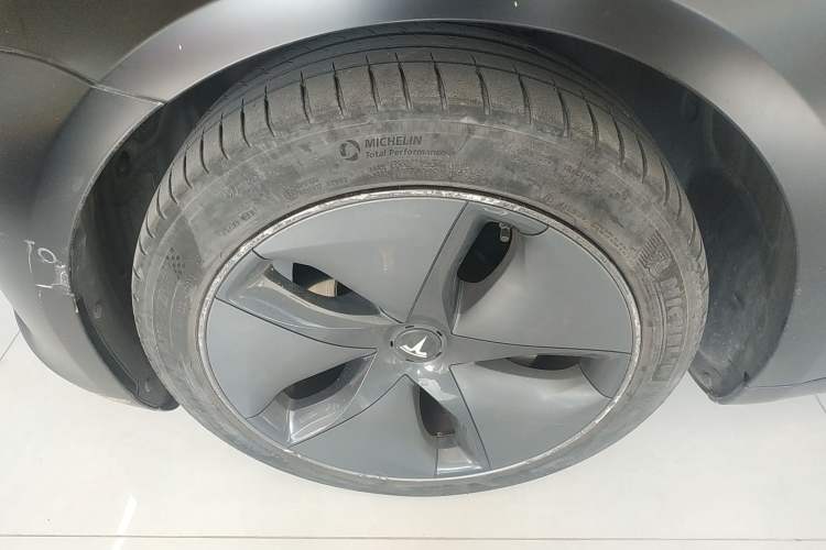 Used Tesla Model 3 2019 Standard Range Rear-Drive Upgraded Version
