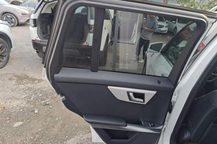 Used Mercedes-Benz GLK-Class 2015 GLK 300 4MATIC Fashion Edition Ultimate Version