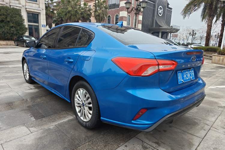 Used Ford Focus 2020 Sedan EcoBoost 180 Automatic Trend Edition
