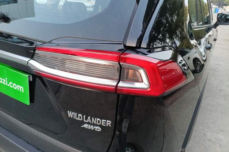 Used Toyota Wildlander 2023 2.0L CVT Four-Wheel Drive Luxury PLUS Edition
