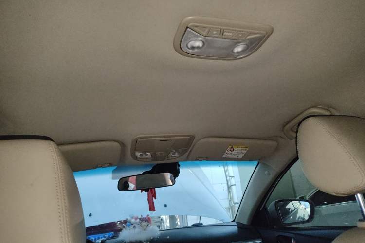 Used Geely Auto Emgrand 2017 Sedan Million Edition 1.5L CVT Luxury Model
