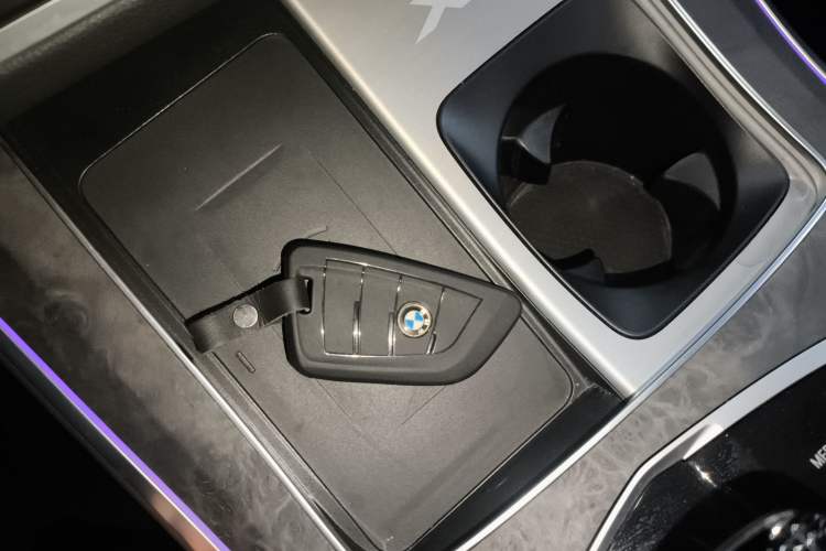 Used BMW X5 2022 xDrive 30Li M Sport Package
