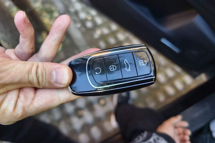 Used Chery Tiggo 9 2023 2.0T Dual-Clutch Two-Wheel Drive Leading Edition 5 Seats
